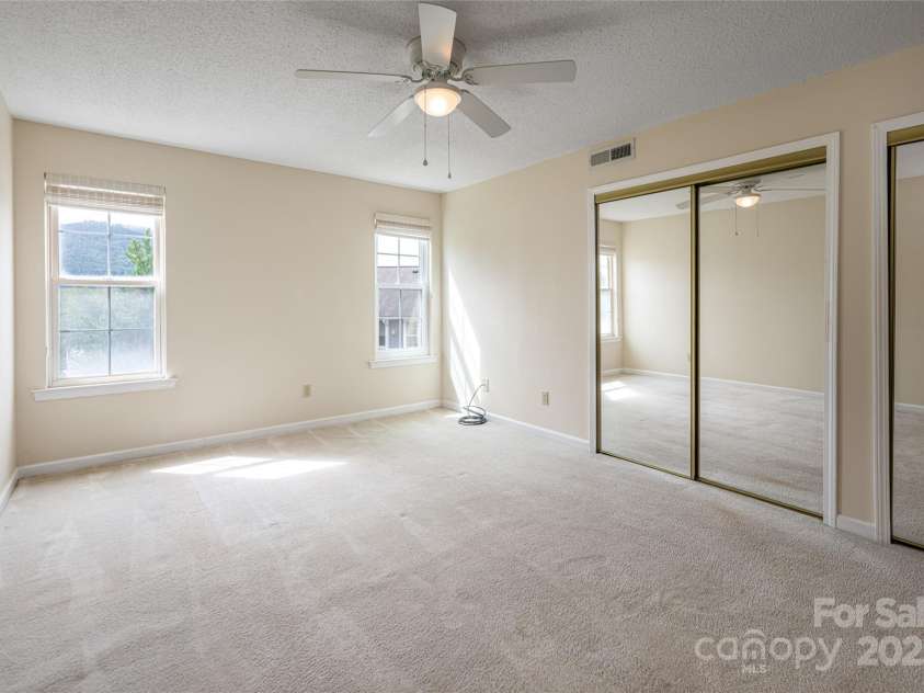 4805 Breakers Lane, Asheville, NC 28806.  MLS# CAR4307390, YatesRealty ID 848. 