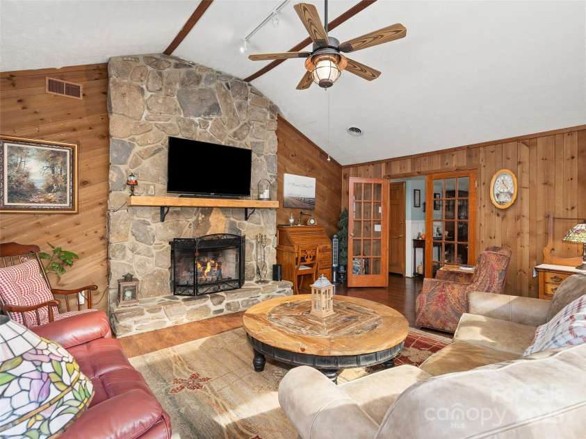 790 Country Club Drive, Canton, NC 28716.  MLS# CAR4324619, YatesRealty ID 848. 