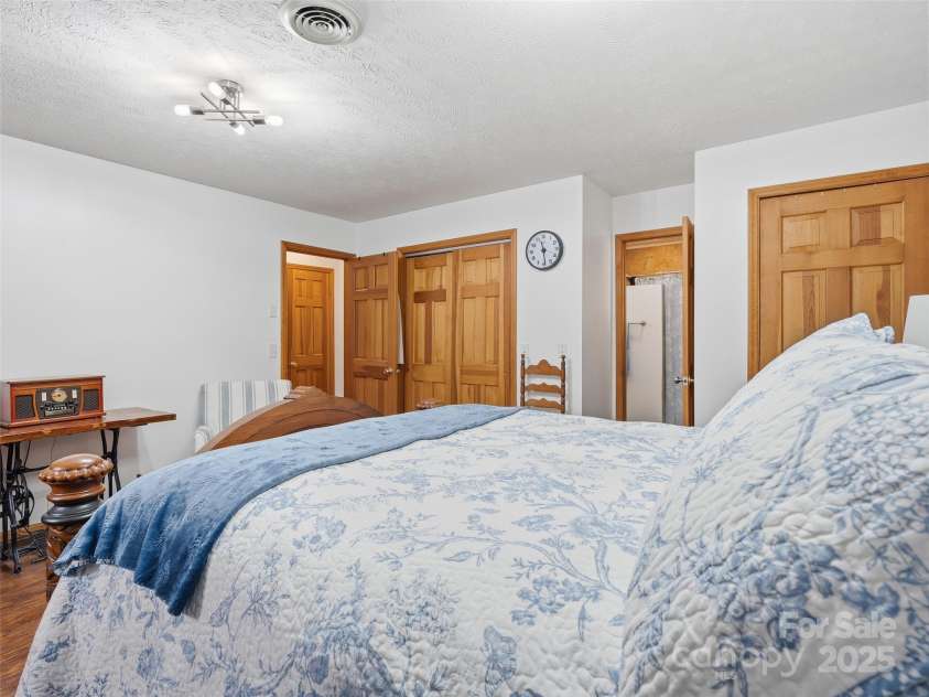 790 Country Club Drive, Canton, NC 28716.  MLS# CAR4324619, YatesRealty ID 848. 