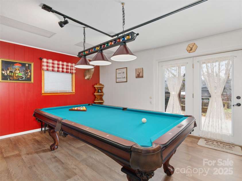 790 Country Club Drive, Canton, NC 28716.  MLS# CAR4324619, YatesRealty ID 848. 