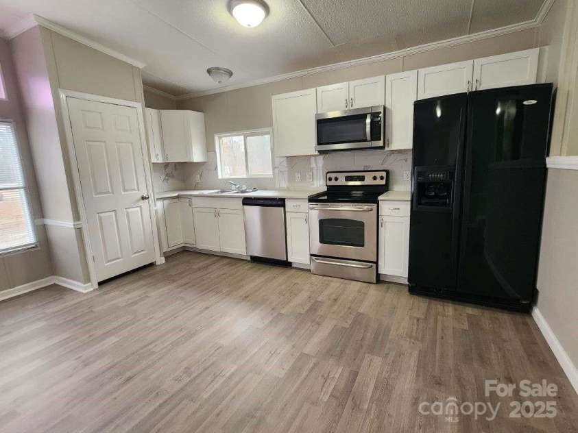16781 Sanders Circle, Laurinburg, NC 28352.  MLS# CAR4209303, YatesRealty ID 8481. 