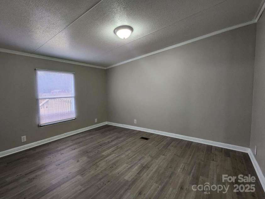 16781 Sanders Circle, Laurinburg, NC 28352.  MLS# CAR4209303, YatesRealty ID 8481. 