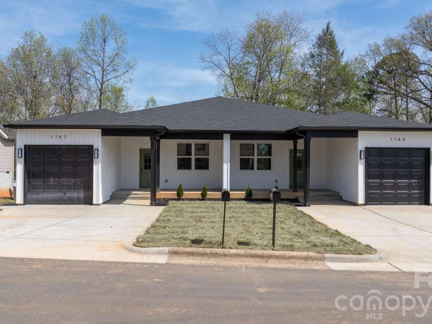 1141 & 1143 12th Street Drive, Hickory, NC 28602.  MLS# CAR4351298, YatesRealty ID 8482. 