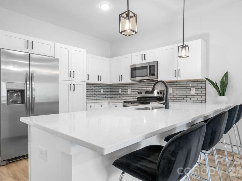 1141 & 1143 12th Street Drive, Hickory, NC 28602.  MLS# CAR4351298, YatesRealty ID 8482. 