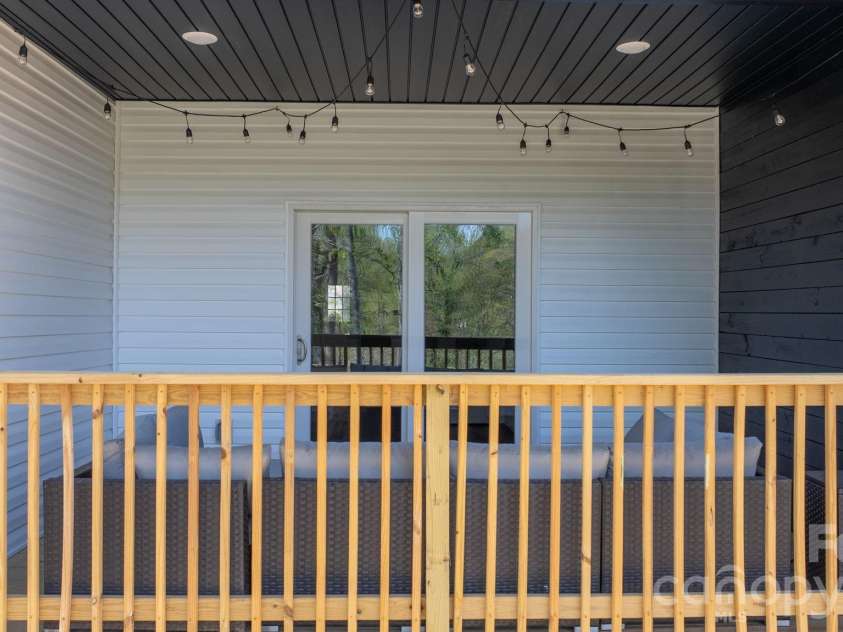1141 & 1143 12th Street Drive, Hickory, NC 28602.  MLS# CAR4351298, YatesRealty ID 8482. 