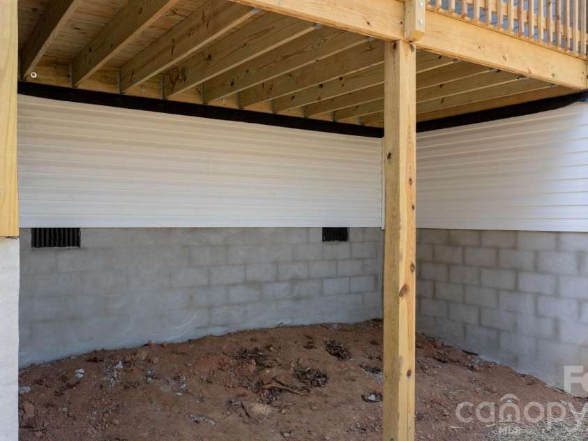 1141 & 1143 12th Street Drive, Hickory, NC 28602.  MLS# CAR4351298, YatesRealty ID 8482. 