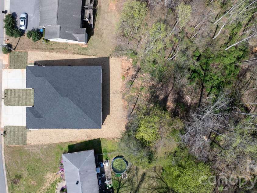 1141 & 1143 12th Street Drive, Hickory, NC 28602.  MLS# CAR4351298, YatesRealty ID 8482. 