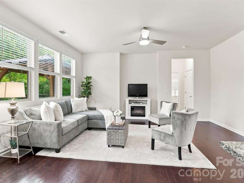 14107 Magnolia Walk Drive, Huntersville, NC 28078.  MLS# CAR4421891, YatesRealty ID 8483. 