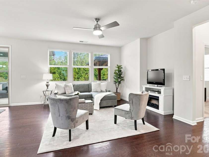 14107 Magnolia Walk Drive, Huntersville, NC 28078.  MLS# CAR4421891, YatesRealty ID 8483. 