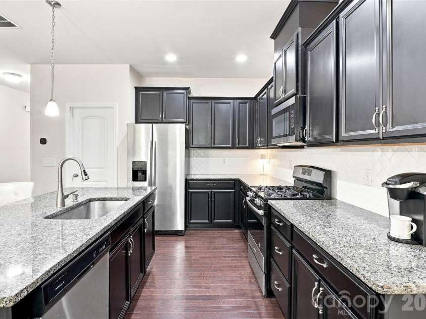 14107 Magnolia Walk Drive, Huntersville, NC 28078.  MLS# CAR4421891, YatesRealty ID 8483. 