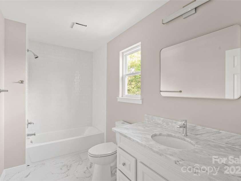 8705 Moody Road, Charlotte, NC 28215.  MLS# CAR4221624, YatesRealty ID 8484. 