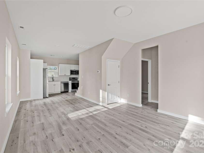 8705 Moody Road, Charlotte, NC 28215.  MLS# CAR4221624, YatesRealty ID 8484. 