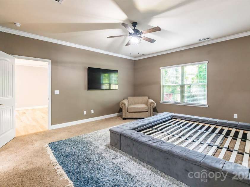 2202 Chickasaw Loop, Rock Hill, SC 29732.  MLS# CAR4248539, YatesRealty ID 8485. 