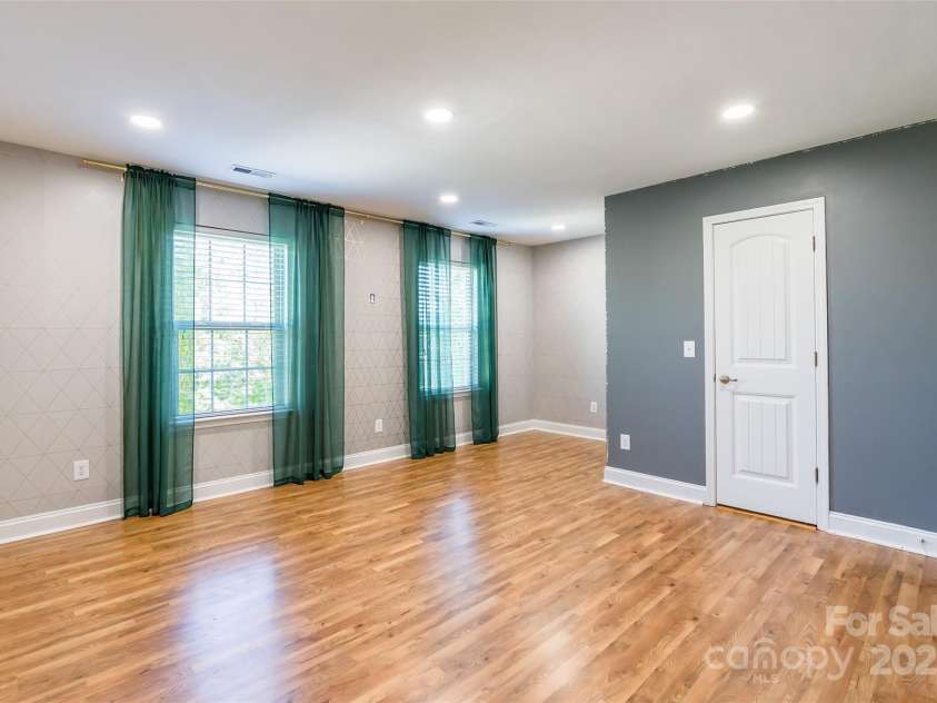 2202 Chickasaw Loop, Rock Hill, SC 29732.  MLS# CAR4248539, YatesRealty ID 8485. 
