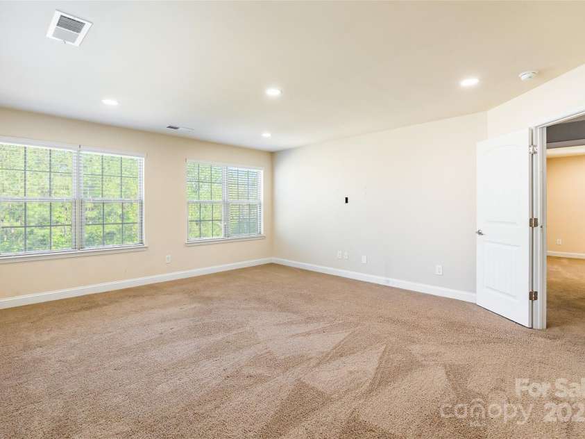 2202 Chickasaw Loop, Rock Hill, SC 29732.  MLS# CAR4248539, YatesRealty ID 8485. 