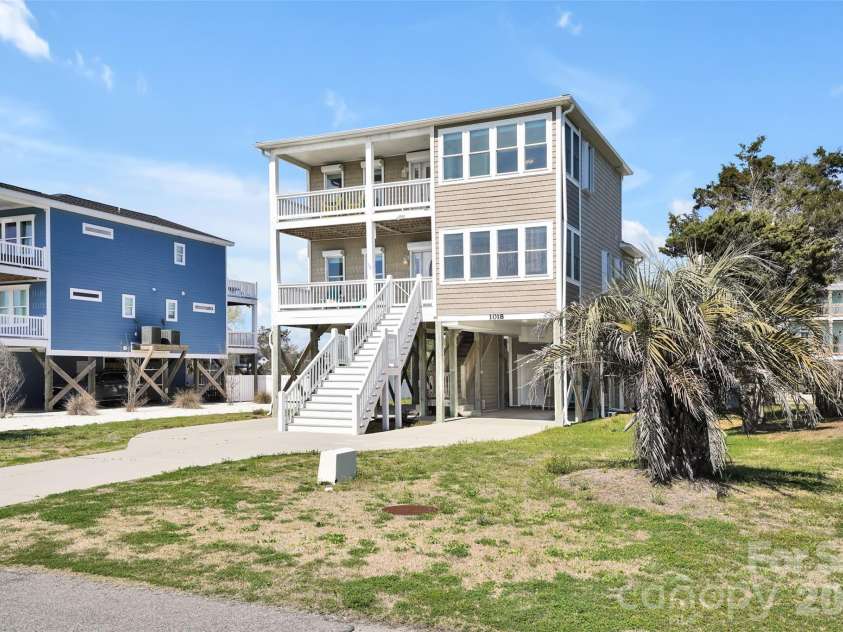 1018 Dolphin Drive, Oak Island, NC 28465.  MLS# CAR4355087, YatesRealty ID 8487. 