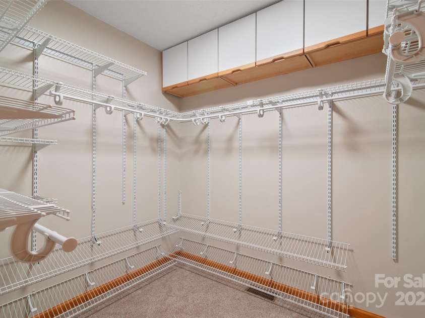 250 Bannock Drive, Clyde, NC 28721.  MLS# CAR4243245, YatesRealty ID 8487. 