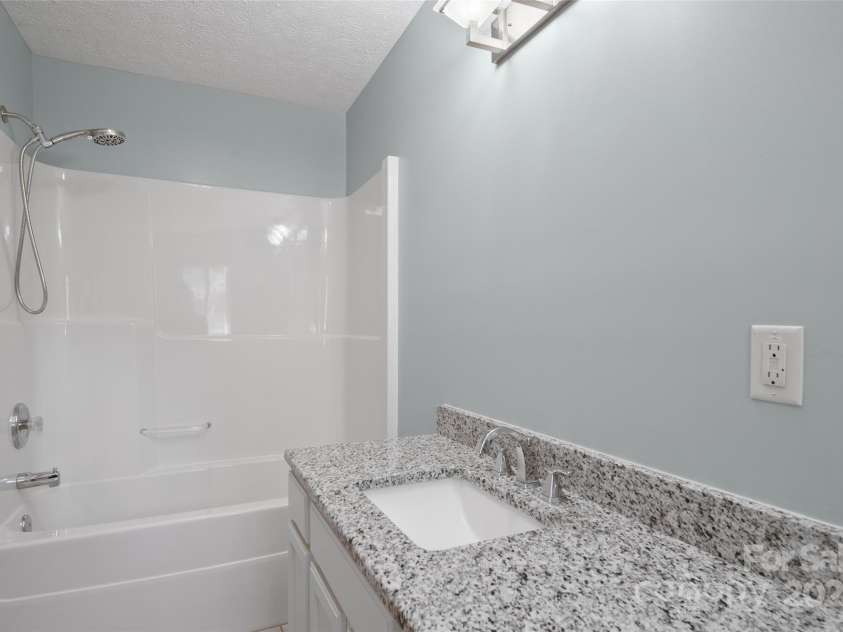 250 Bannock Drive, Clyde, NC 28721.  MLS# CAR4243245, YatesRealty ID 8487. 