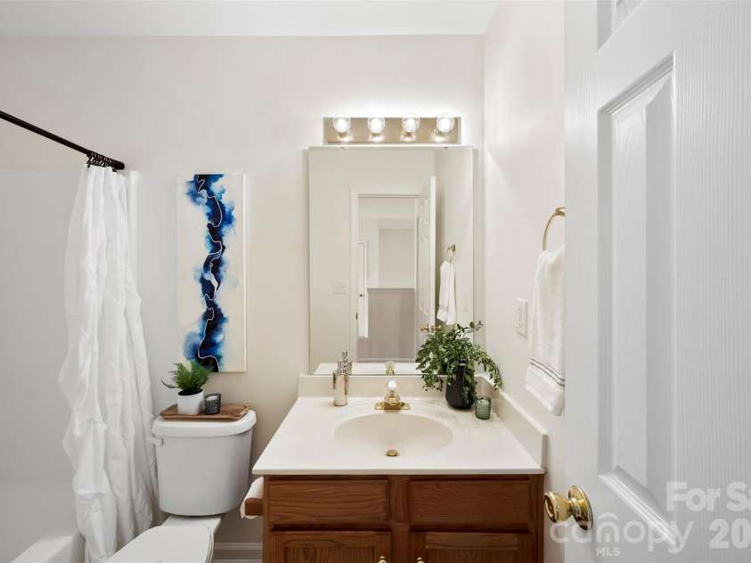 1415 Deer Forest Drive, Indian Land, SC 29707.  MLS# CAR4364452, YatesRealty ID 8488. Upstairs full bath
