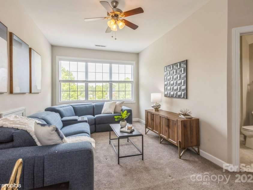 10012 Royal Colony Drive, Waxhaw, NC 28173.  MLS# CAR4250222, YatesRealty ID 8489. 4th bedroom/bonus with bath