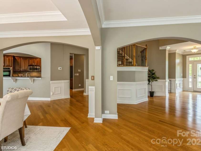 10012 Royal Colony Drive, Waxhaw, NC 28173.  MLS# CAR4250222, YatesRealty ID 8489. 