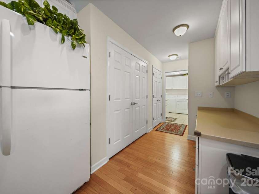 248 Lone Oak Circle, Rock Hill, SC 29732.  MLS# CAR4310437, YatesRealty ID 8489. Kitchen 