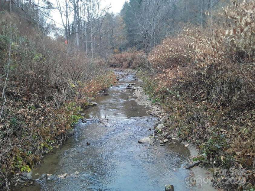 2200 Walnut Creek Road, Marshall, NC 28753.  MLS# CAR4200860, YatesRealty ID 849. 