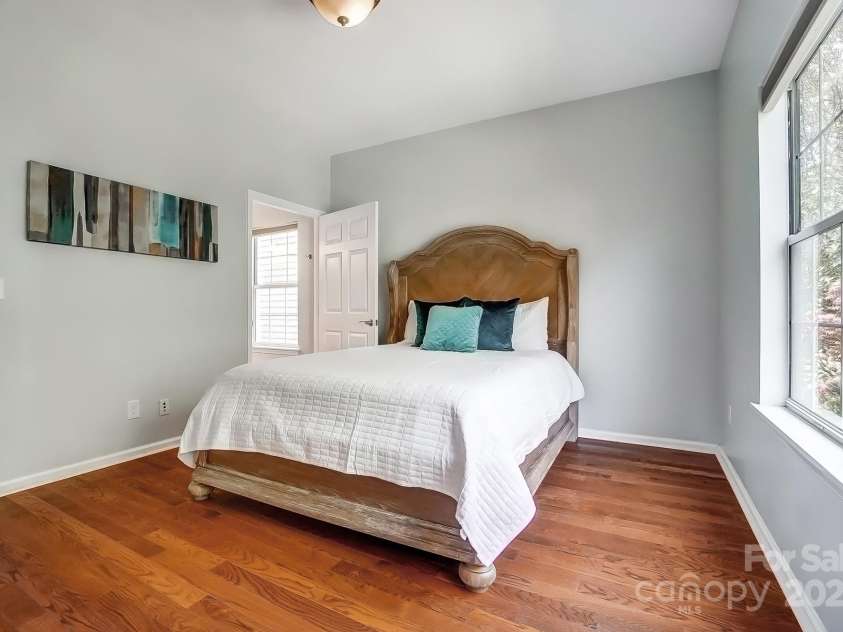 6519 Summertree Lane, Charlotte, NC 28270.  MLS# CAR4241201, YatesRealty ID 8490. FULL BEDROOM ON MAIN