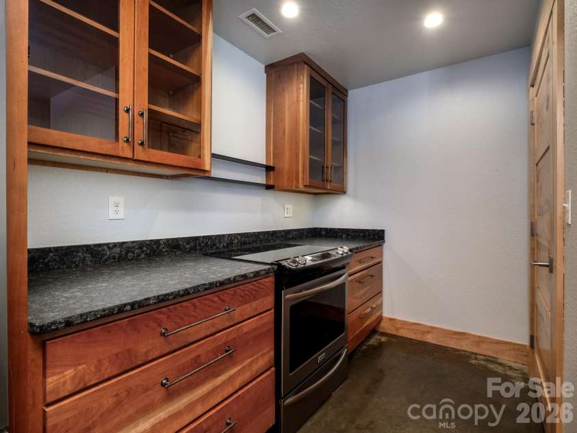 858 Mills Gap Road, Fletcher, NC 28732.  MLS# CAR4342103, YatesRealty ID 8490. 