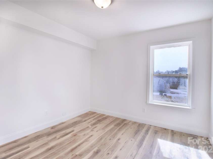 380 Quinn Hill Lane, Mars Hill, NC 28754.  MLS# CAR4127561, YatesRealty ID 8491. Office with a window