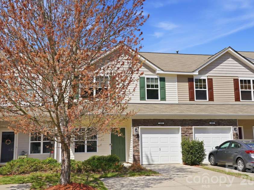2095 Shady Pond Drive, Clover, SC 29710.  MLS# CAR4363170, YatesRealty ID 8492. 
