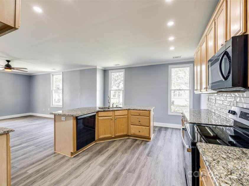 107 Maurice Street, Monroe, NC 28112.  MLS# CAR4245480, YatesRealty ID 8495. Kitchen