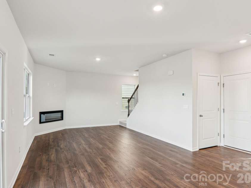 823 Adelston Lane, Asheville, NC 28804.  MLS# CAR4258347, YatesRealty ID 8495. 