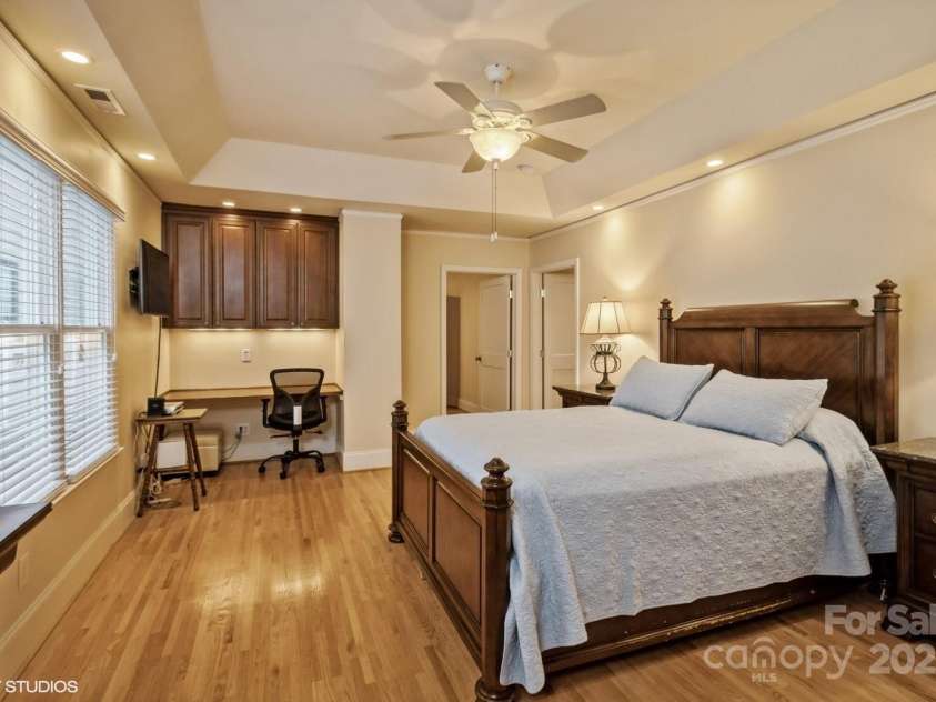 2125 Shenandoah Avenue, Charlotte, NC 28205.  MLS# CAR4221722, YatesRealty ID 8497. 