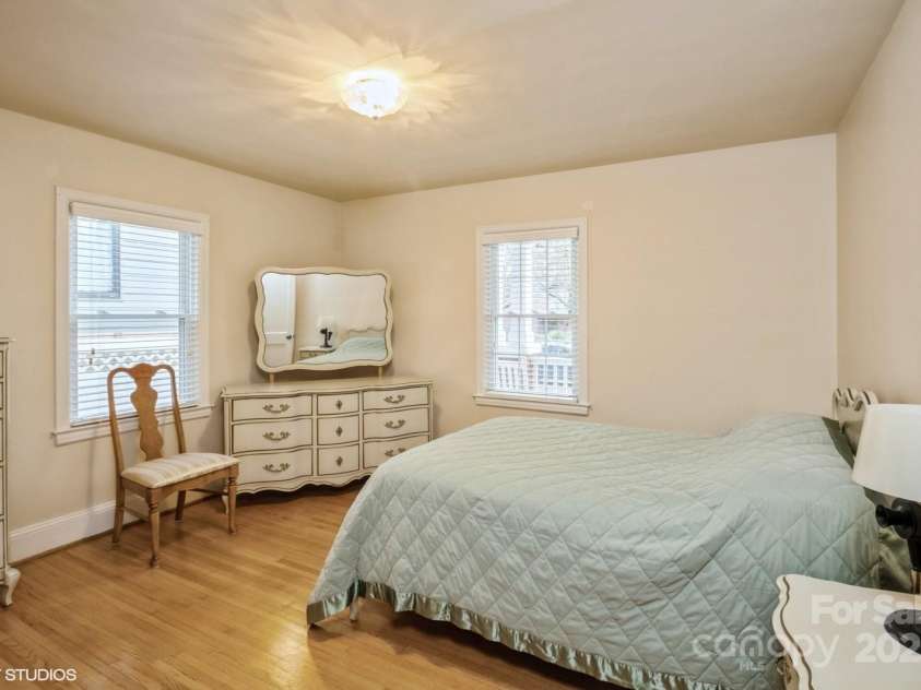2125 Shenandoah Avenue, Charlotte, NC 28205.  MLS# CAR4221722, YatesRealty ID 8497. 