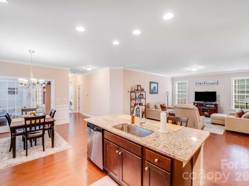 11135 Bailey Park Nature Drive, Cornelius, NC 28031.  MLS# CAR4332152, YatesRealty ID 8498. 