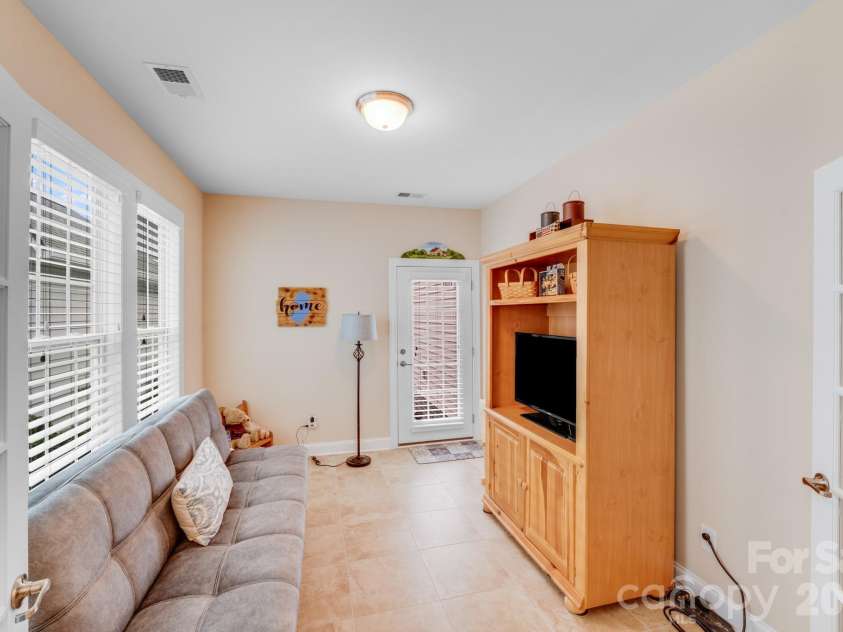 11135 Bailey Park Nature Drive, Cornelius, NC 28031.  MLS# CAR4332152, YatesRealty ID 8498. 