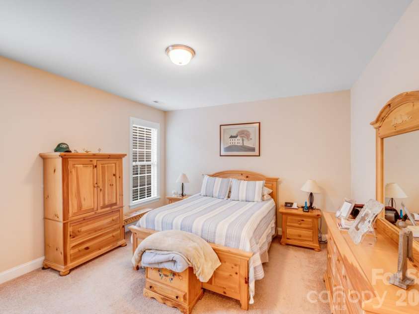 11135 Bailey Park Nature Drive, Cornelius, NC 28031.  MLS# CAR4332152, YatesRealty ID 8498. 