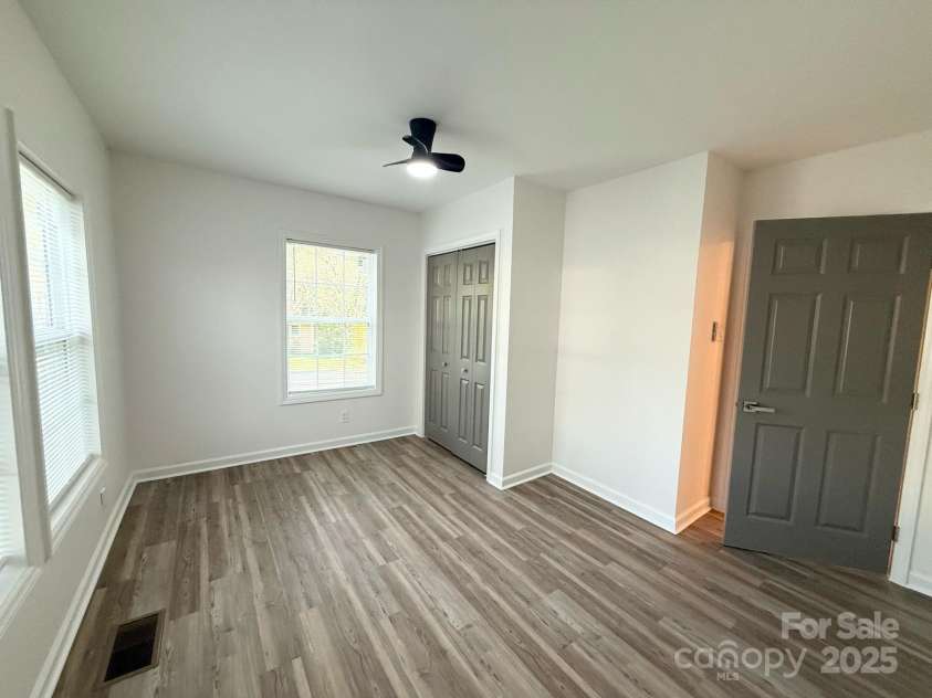 401 Baker Street, Gastonia, NC 28052.  MLS# CAR4247193, YatesRealty ID 8498. Owner's Bedroom