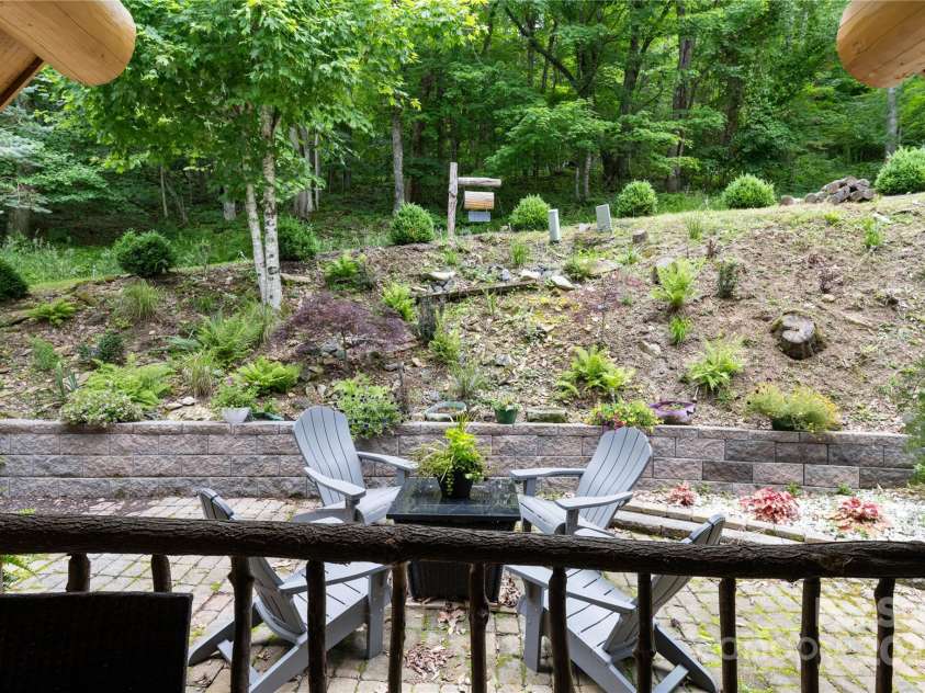 205 Chestnut Village, Mars Hill, NC 28754.  MLS# CAR4273023, YatesRealty ID 85. 