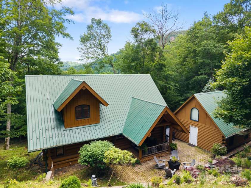 205 Chestnut Village, Mars Hill, NC 28754.  MLS# CAR4273023, YatesRealty ID 85. 