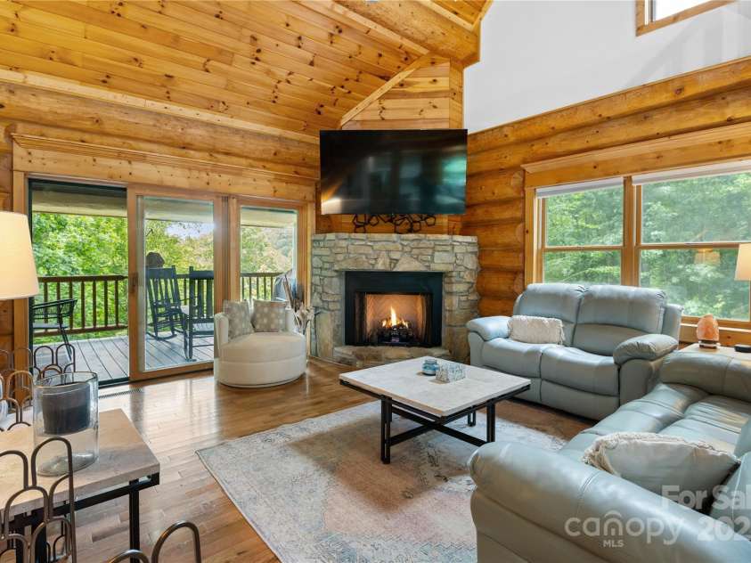 205 Chestnut Village, Mars Hill, NC 28754.  MLS# CAR4273023, YatesRealty ID 85. 