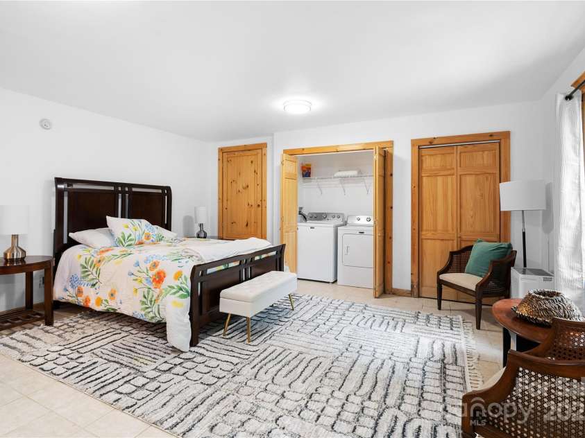 205 Chestnut Village, Mars Hill, NC 28754.  MLS# CAR4273023, YatesRealty ID 85. 