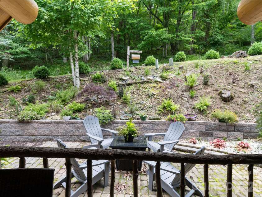 205 Chestnut Village, Mars Hill, NC 28754.  MLS# CAR4273023, YatesRealty ID 85. 