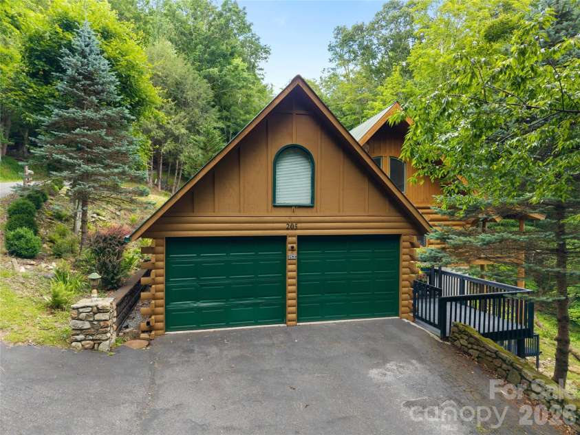 205 Chestnut Village, Mars Hill, NC 28754.  MLS# CAR4273023, YatesRealty ID 85. Detached Two car garage
