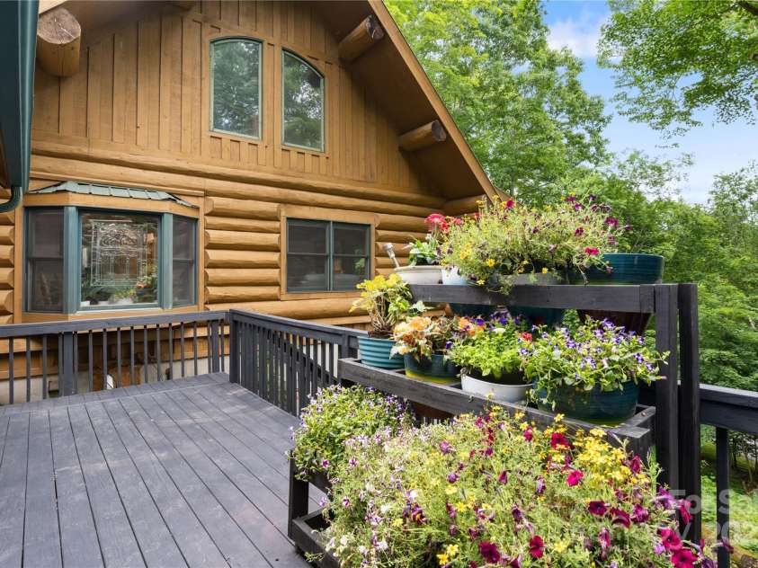 205 Chestnut Village, Mars Hill, NC 28754.  MLS# CAR4273023, YatesRealty ID 85. Side deck