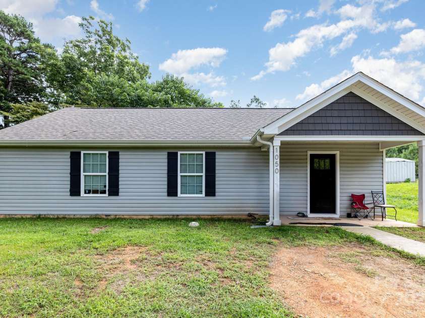 1050 Rush Street, Albemarle, NC 28001.  MLS# CAR4277361, YatesRealty ID 850. 