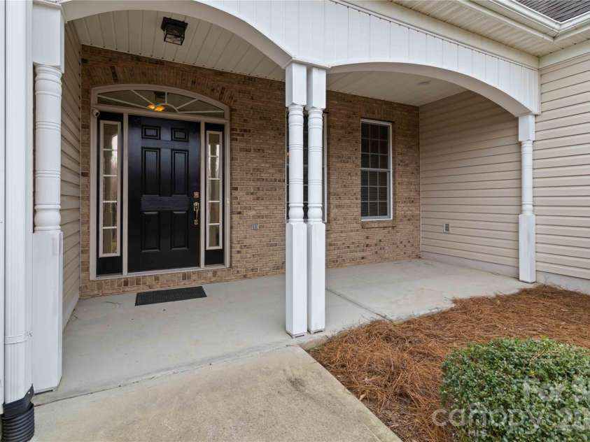 345 Clarendon Estates Drive, Clover, SC 29710.  MLS# CAR4337177, YatesRealty ID 8500. 