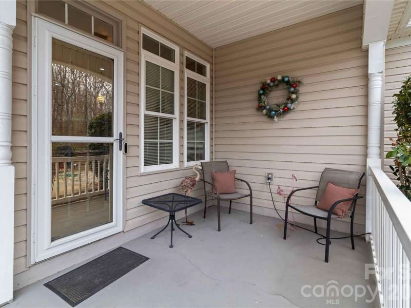 345 Clarendon Estates Drive, Clover, SC 29710.  MLS# CAR4337177, YatesRealty ID 8500. 