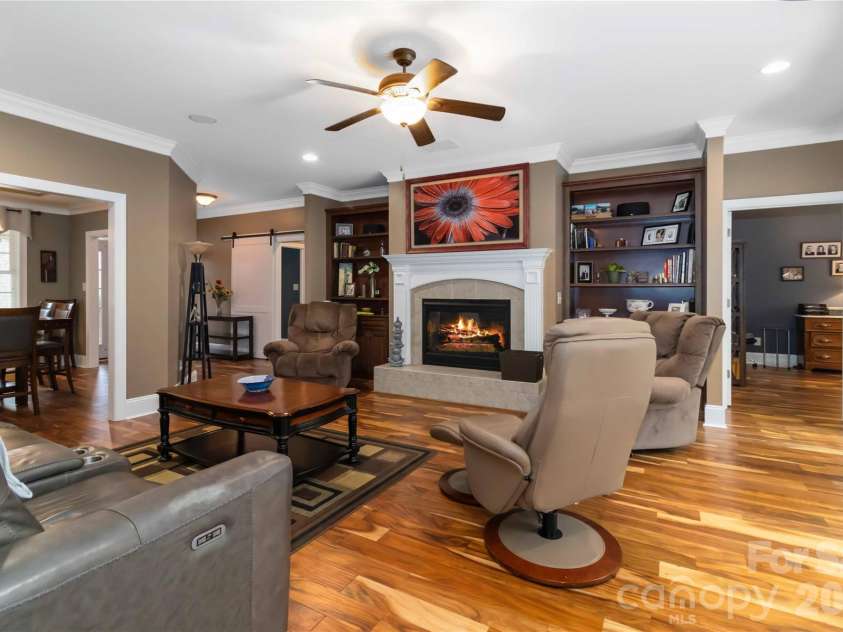 345 Clarendon Estates Drive, Clover, SC 29710.  MLS# CAR4337177, YatesRealty ID 8500. 